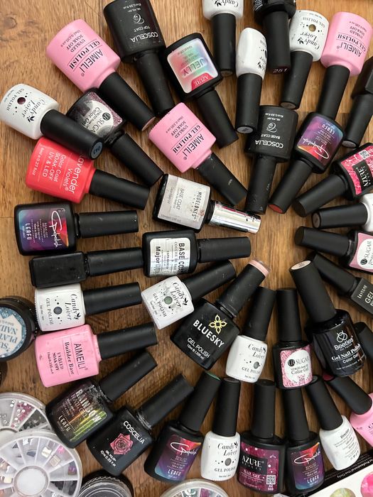 Гел лакове и сетове за декорация