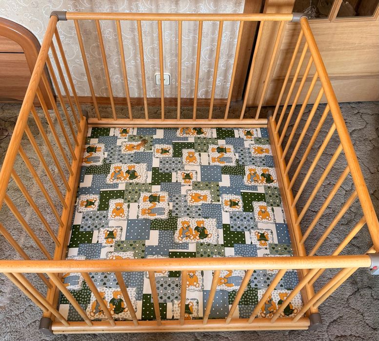 Манеж детский деревянный