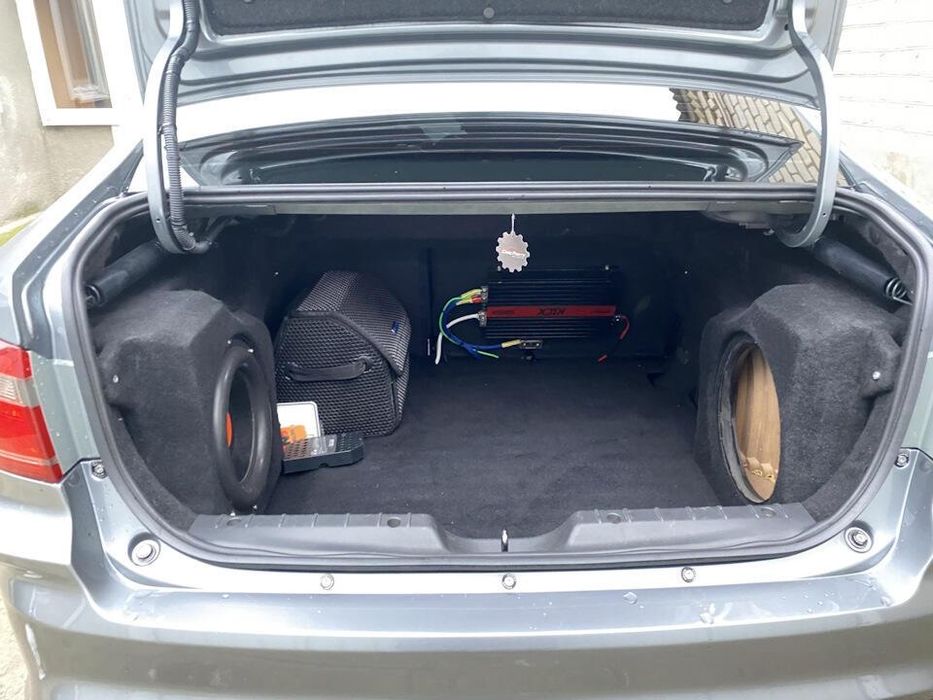 Автозвук sq под ключ