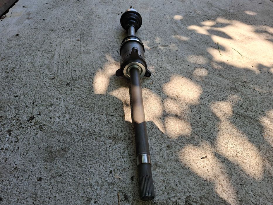 Чисто нова полуоска за NISSAN QASHQAI Renault Koleos Рено Нисан Кашкай