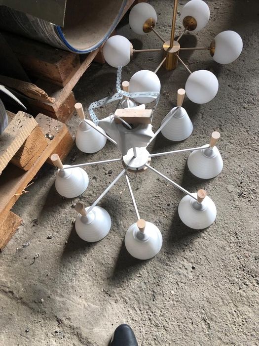 Люстры, светильники