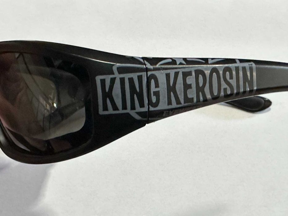 Слънчеви очила King Kerosin – спортен модел