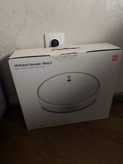 Робот пылесос почти новый Алматы