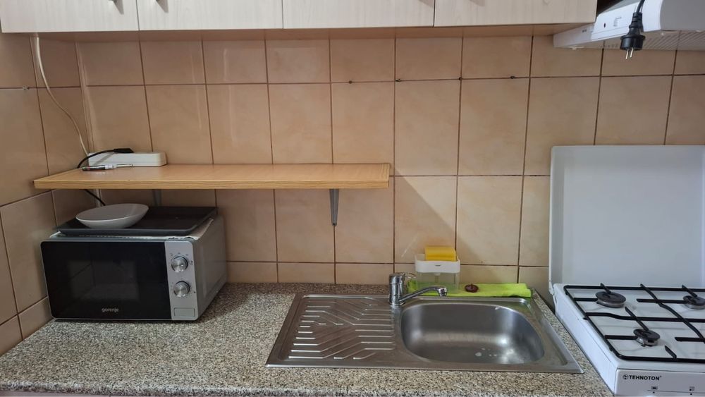 Inchiriez garsoniera