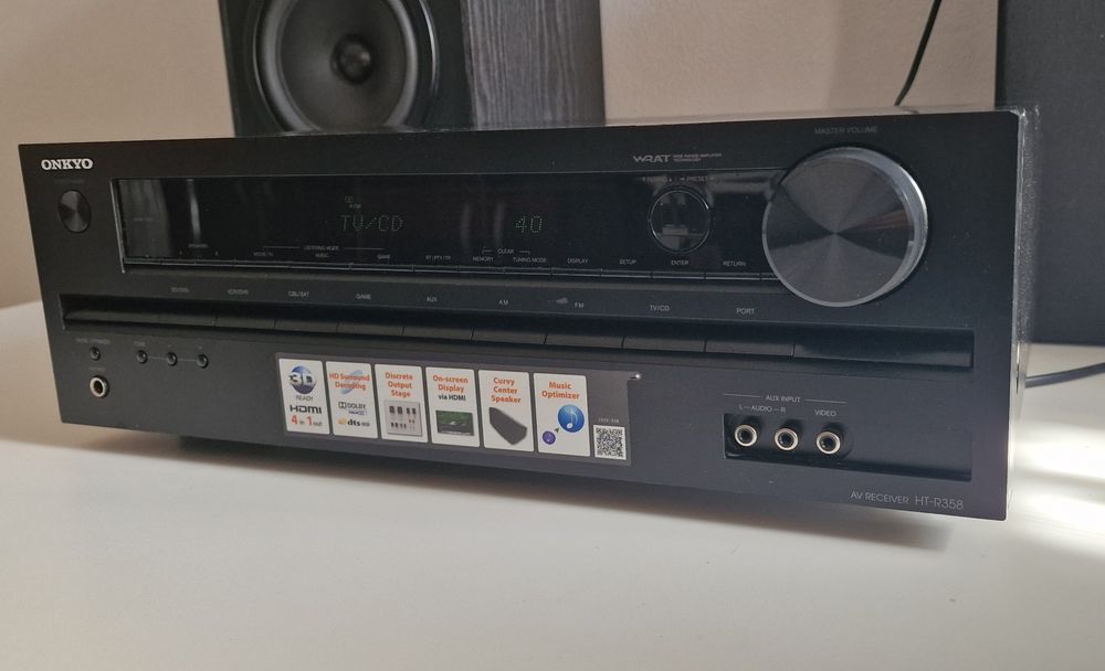 Vand amplificator Onkyo HT-R358,