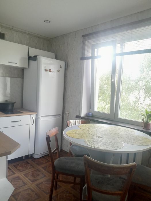 Продам 3 комнатную квартиру, 9 мкр