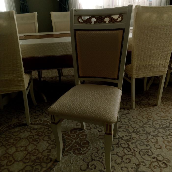 Стол гостиный 20 шт с стульями