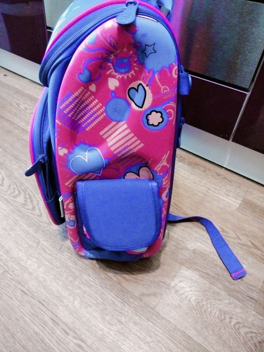 Продаю школьный рюкзак