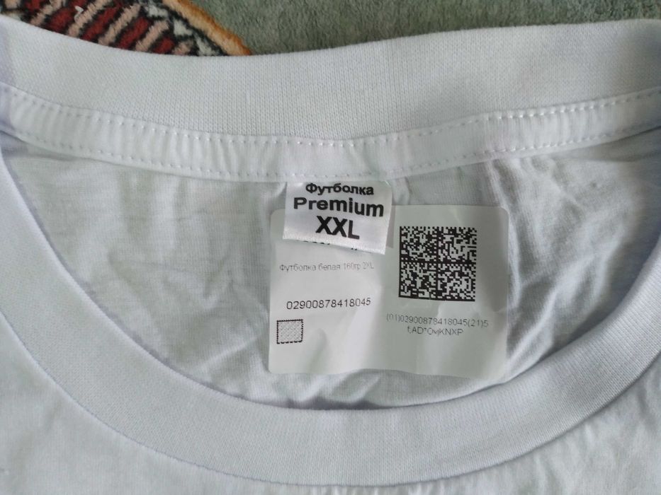 Продам новую футболку