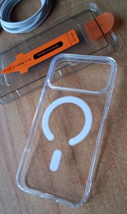 Husa Ultra Hybrid MagSaffe iPhone 17 Pro Max! Cablu si folie.