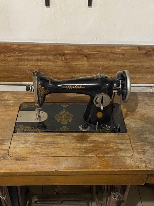 Стара шевна машина