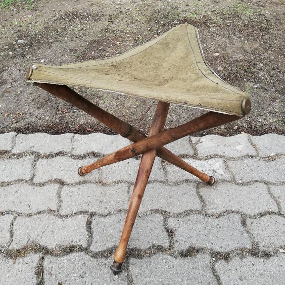 Scaun trepied, pliabil, pentru vanatoare si pescuit