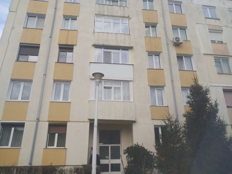 Apartament 3 cam.D  Central  roman