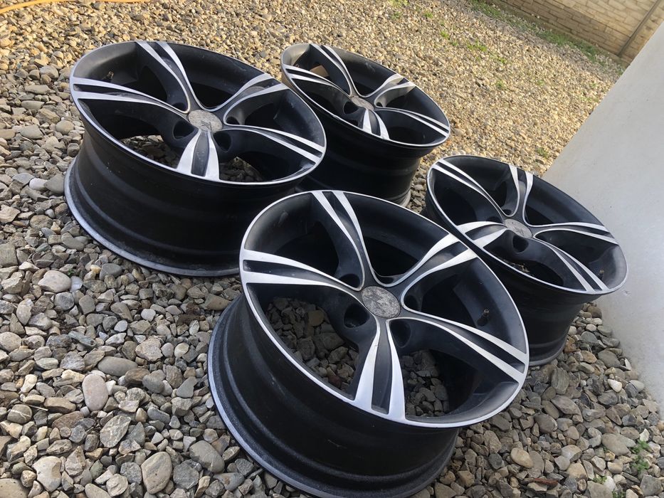 Vand sau schimb  jante bmw r17 style 379