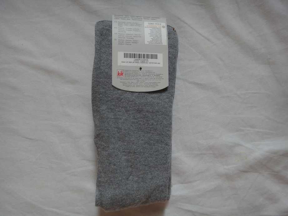 Нов детски чорапогащник размер 122-128, 6-8 години, на колички