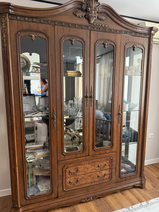 Продам шкаф для гостиной