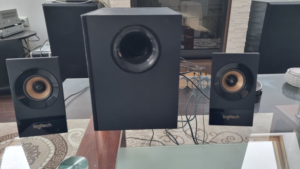 Sistem audio Logitech Z533