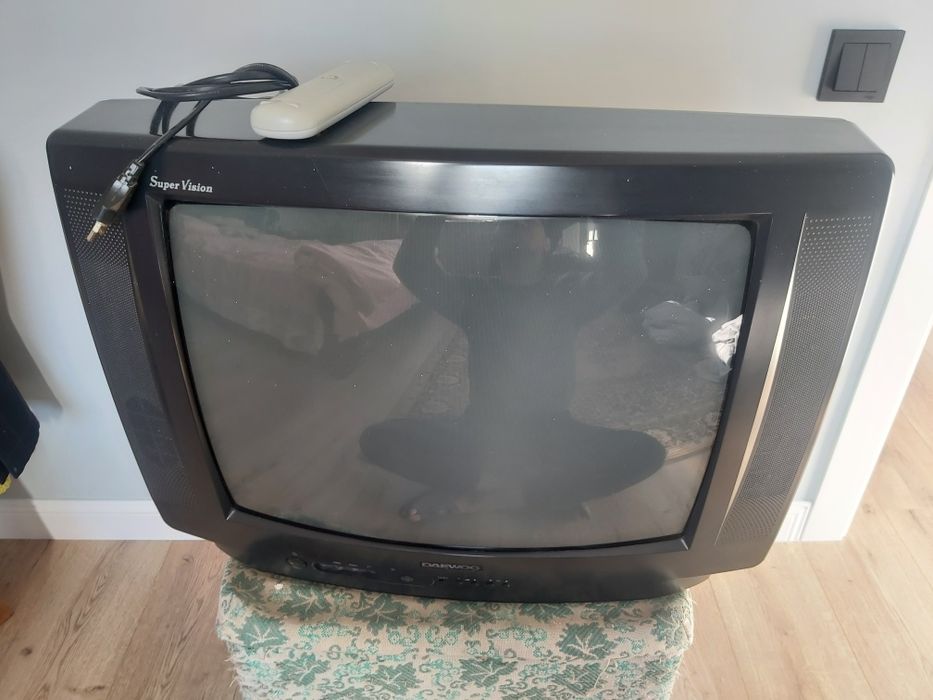 Продам телевизор