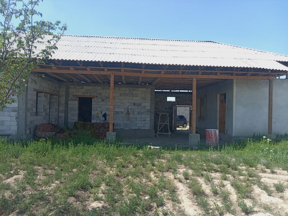 Ховли уй сотилади срочна