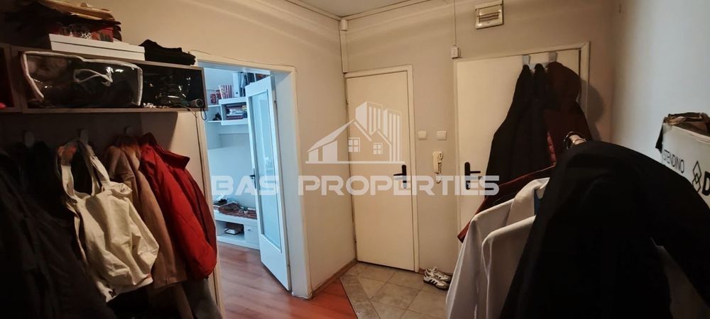 Продава се Тристаен апартамент в София, Медицинска академия - 111 кв.м за 3559 €/кв.м - Снимка #12