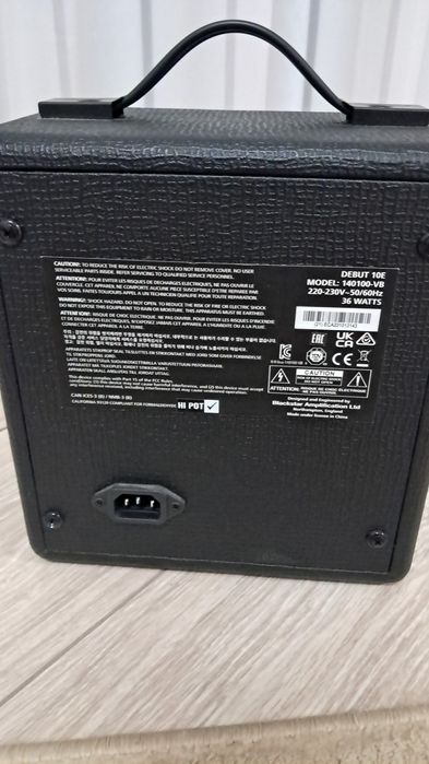 Электрогитара  продам или обменяю.