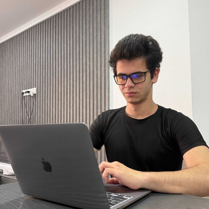 Saytlar va Telegram Botlar Yaratish / Biznesingiz uchun Pro-yechimlar