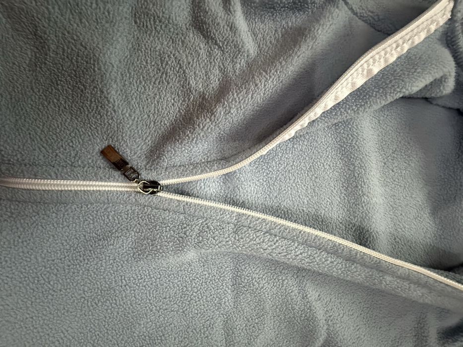 Детские вещи в количестве пяти штук зимние осенние весенние