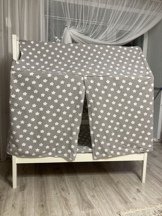 Кровать детская с матрасом