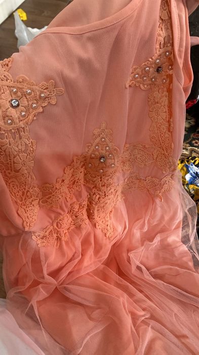 Красивое вечернее платье