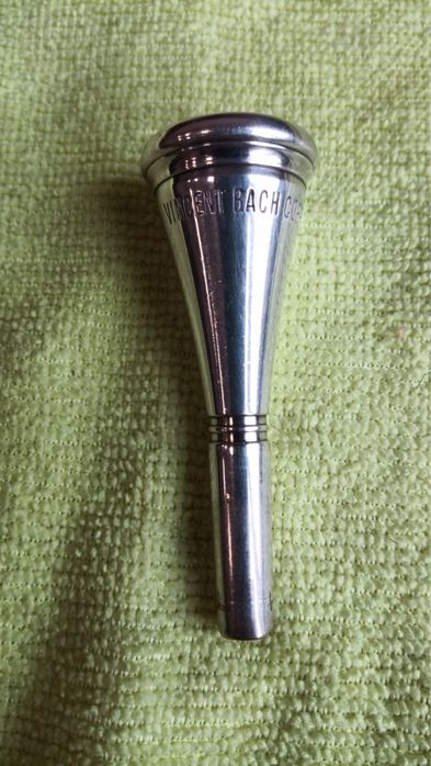 Валдхорна единична