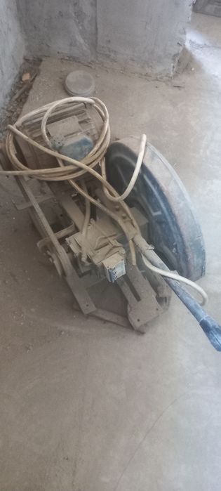 Отрезной станок по металу