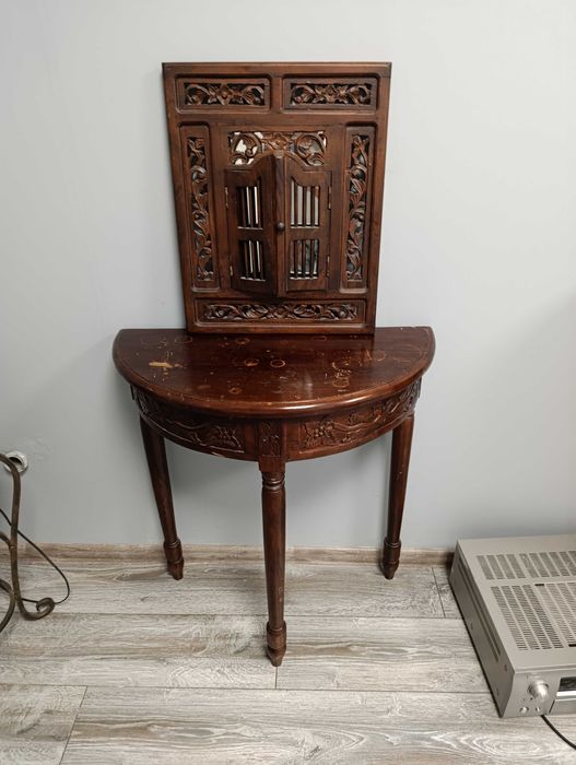 Рустикална тоалетка с огледало