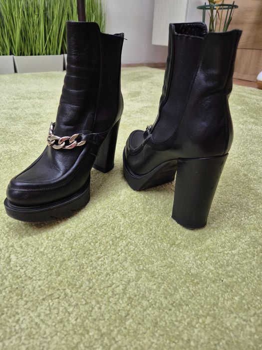 Дамски обувки естествена кожа