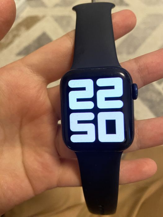 Эпл вотч 6 серия срочно продам