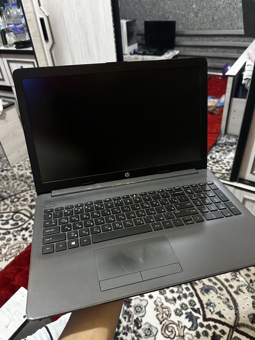 Noutbuk HP G7 250 N4020