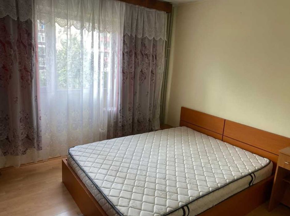 Inchiriez Apartament 2 Camere Republici