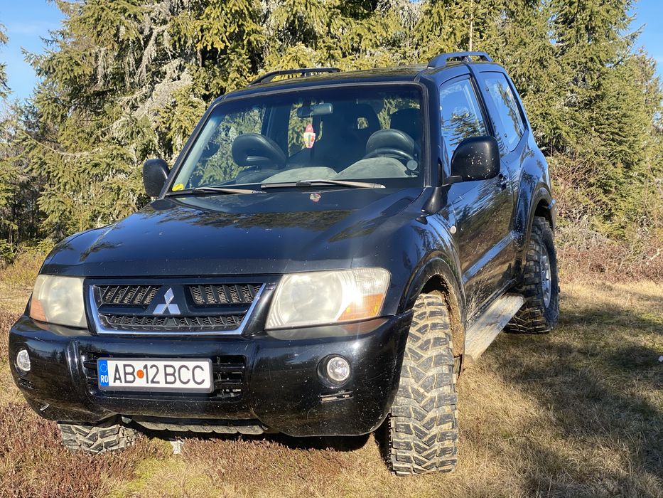 Vând Mitsubishi Pajero MK3 2.5 diesel 2004