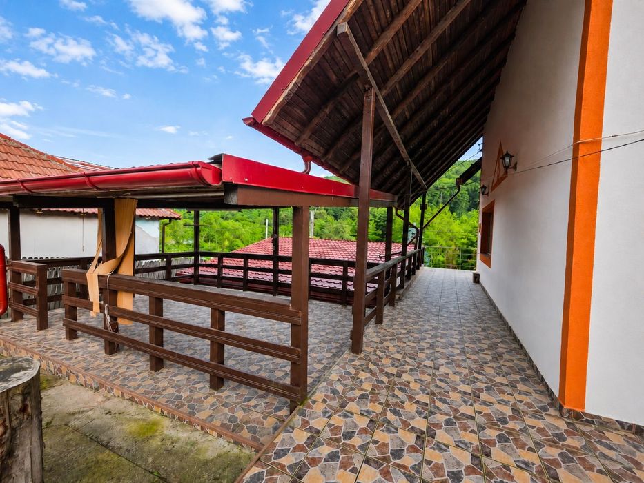 Casa Enculesti-Stefanesti, teren 1800mp
