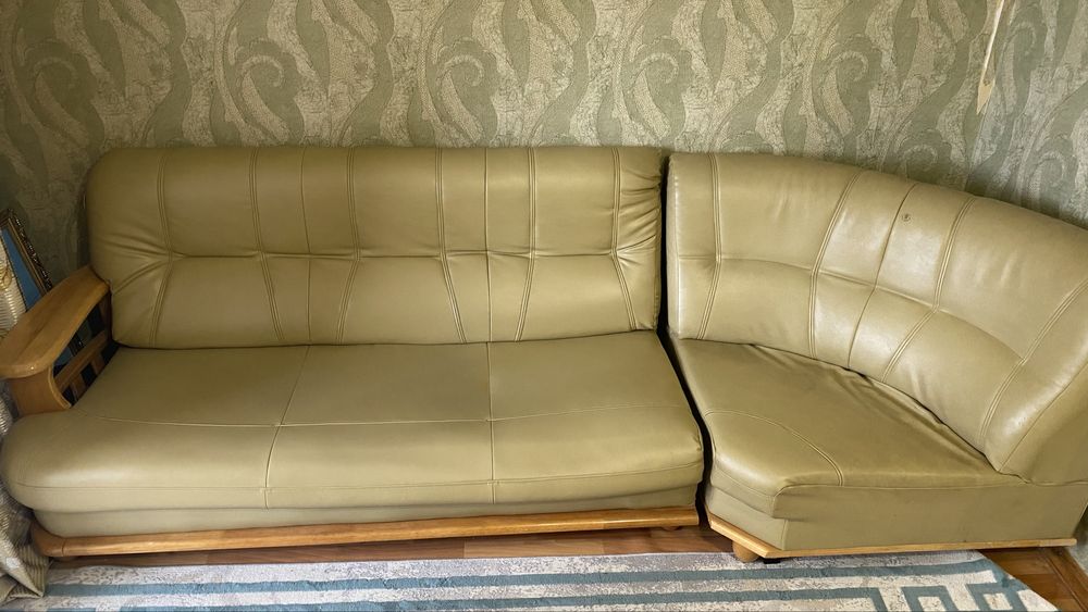 Диван сатылады