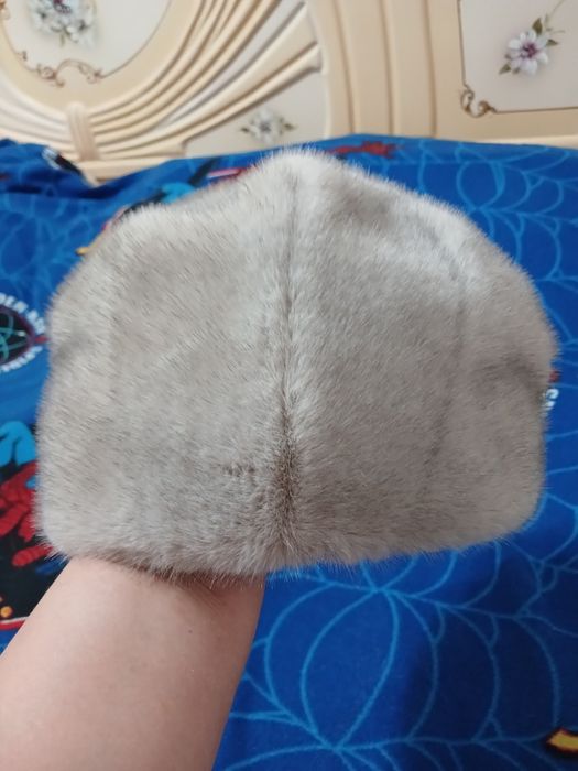 Шапка под норку серая