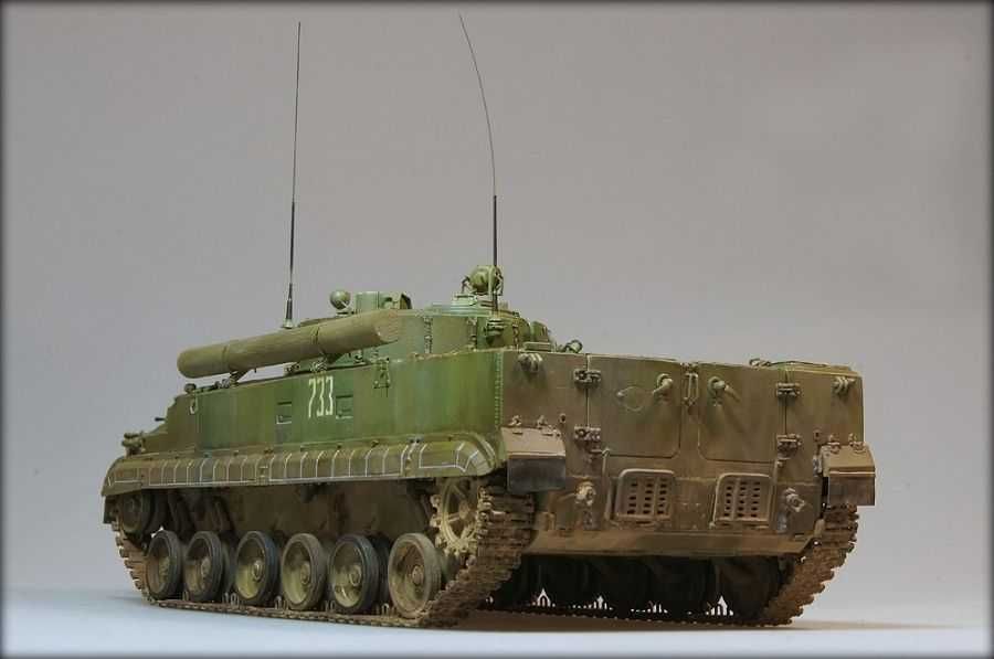 Сборная модель- БОЕВАЯ МАШИНА ПЕХОТЫ БМП-3  масштаб 1:35. TRUMPETER