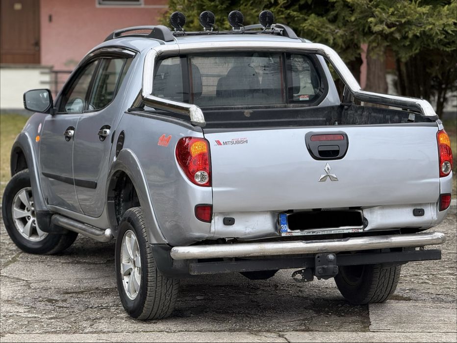 Vând l200 in stare excelentă