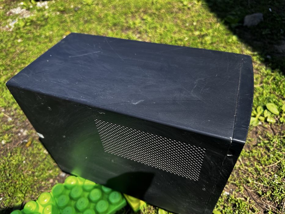 Источник бесперебойного питания