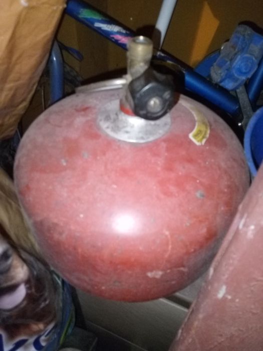 Продавам компас,бут.малка тур.газ.,горелка двойна