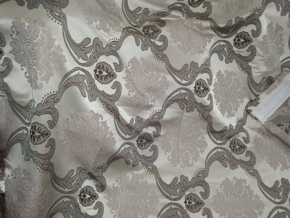 Продам шторы теневые