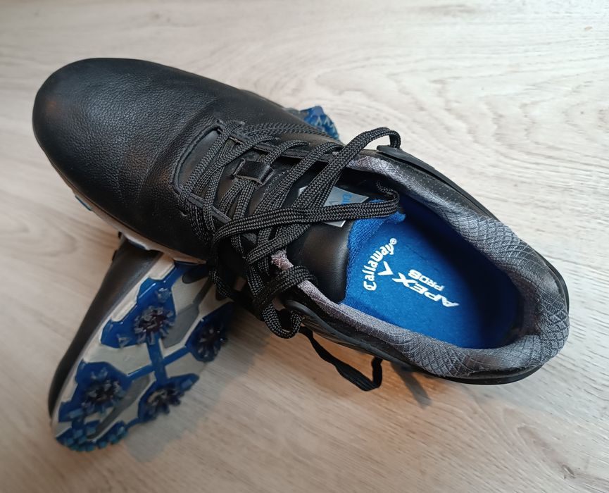 Голф обувки 45 Callaway Apex Pro S

Един път обувани, неразличими от н