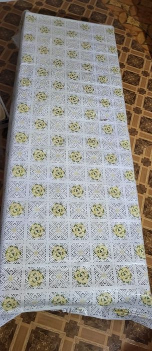 Столы напольные для гостей