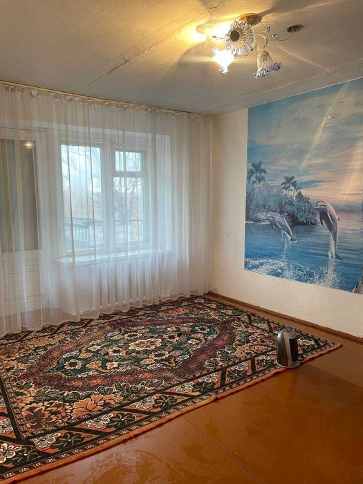 продам двухкомнатную квартиру