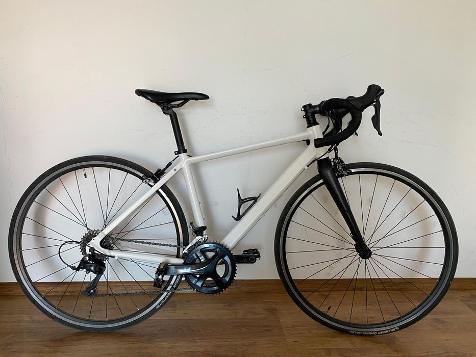 Bicicleta sosea Triban EDR Easy Alb