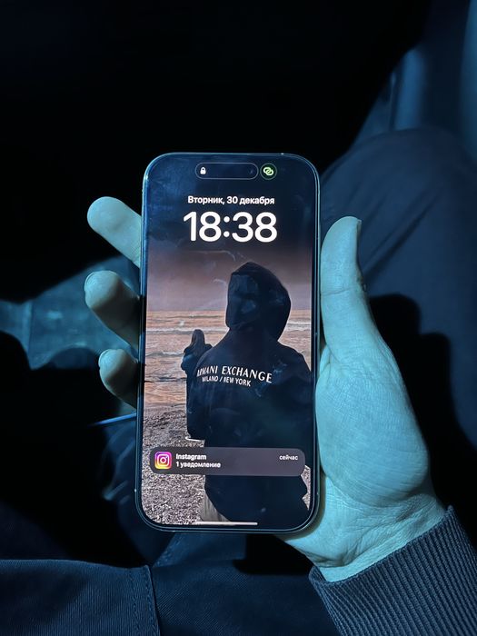 Iphone 16 pro sotiladi srochni